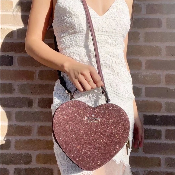 kate spade Handbags - NWT💕Kate Spade love shack heart purse